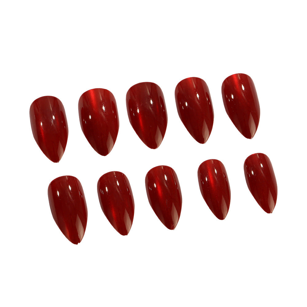 Artificial nails in glamorous high-gloss design Stornfield