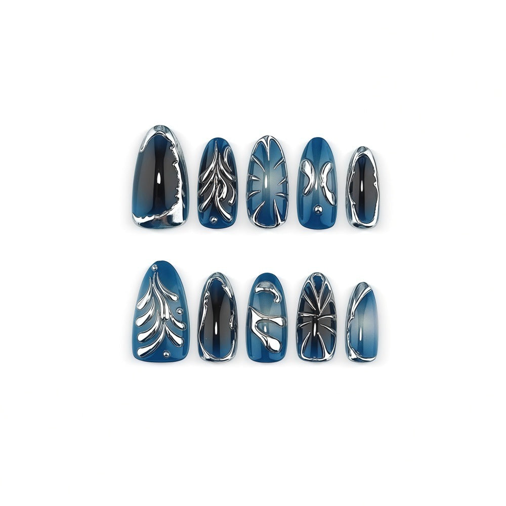 Artificial nails in the elegant leaf design Stornfield