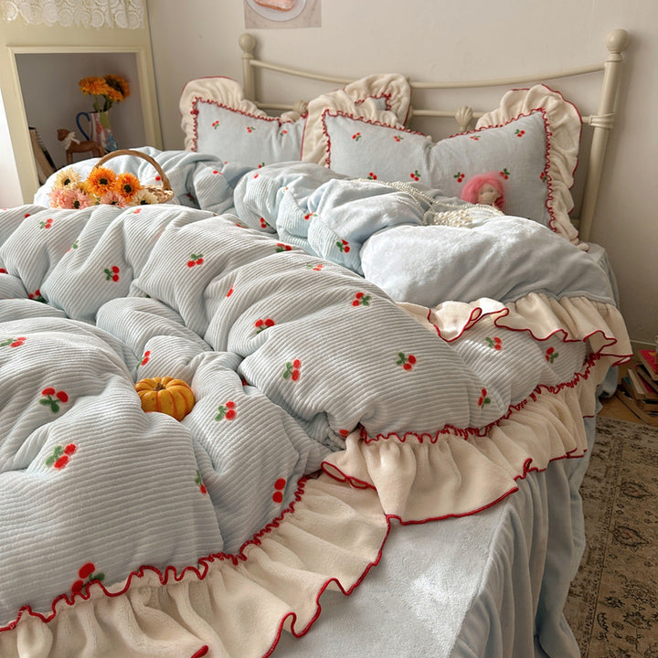 Vintage Cherry Embroidered Ruffled Cotton Duvet Cover Set