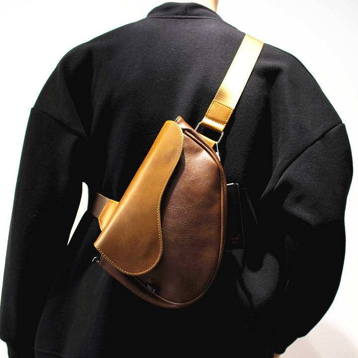 Elegant shoulder bag with innovative closure Stornfield