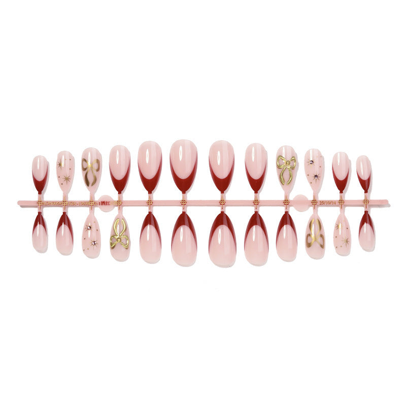 Artful nail set with glitter and heart design Stornfield