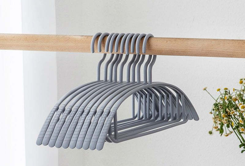 Non-Slip Versatile Clothes Hangers Stornfield