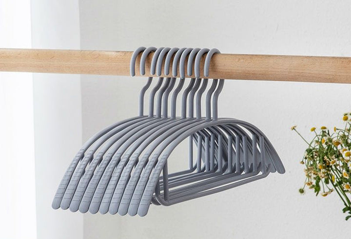 Non-Slip Versatile Clothes Hangers Stornfield