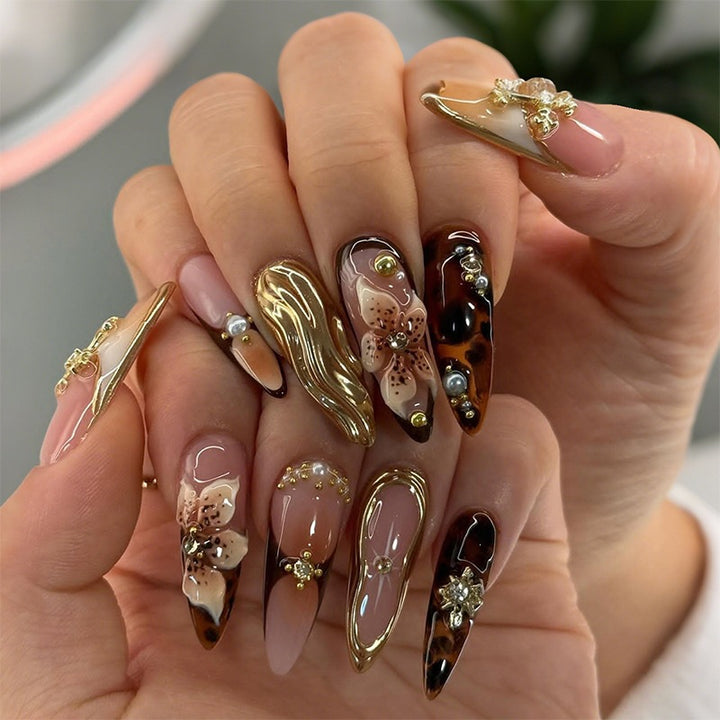 Glamorous Artificial Nails Stornfield