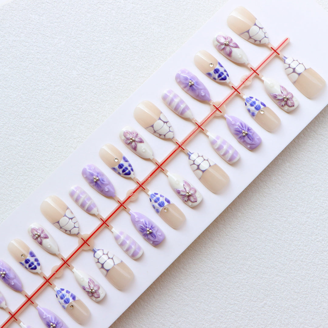Artistic Press-On Nail Collection Stornfield