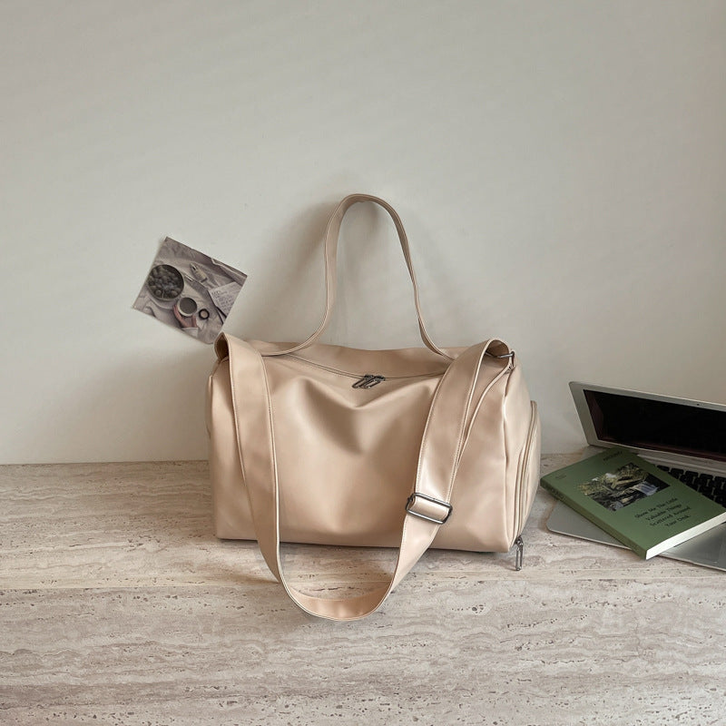 Elegant and Functional Travel Bag Stornfield
