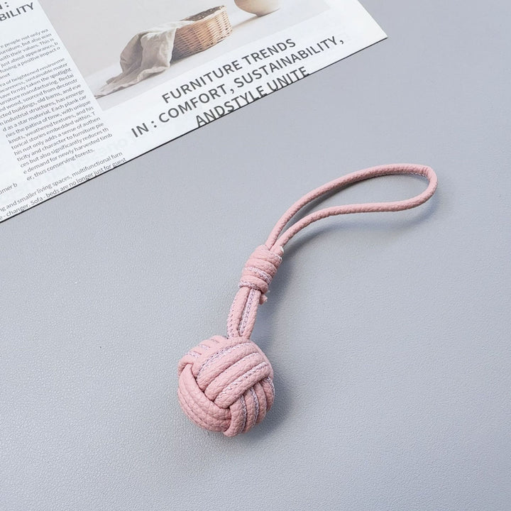 Multifunctional Knot Keychain Accessory Stornfield