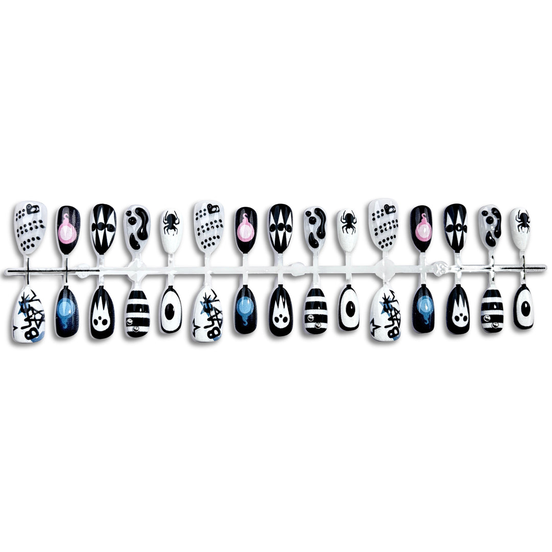 Theatrical Halloween-Themed Press-On Nail Art Set