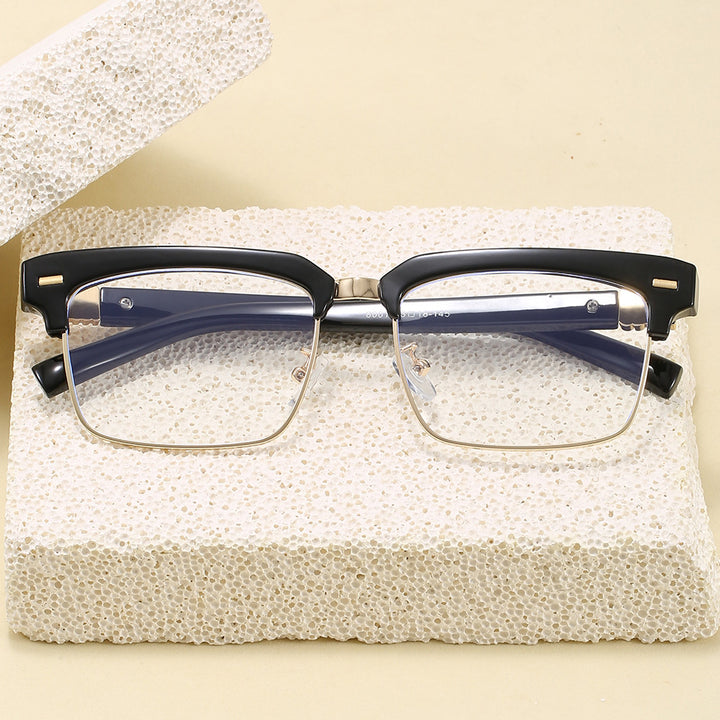 Fashion sunglasses with square frame and stylish design Stornfield