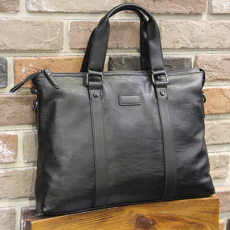 Elegant Tote Bag Made of High-Quality Leather Stornfield