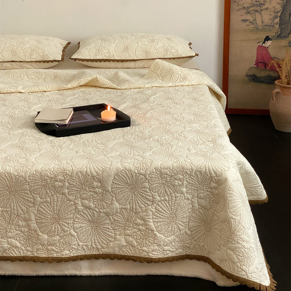Embroidered Cotton Quilt Bedspread Set with Scalloped Trim