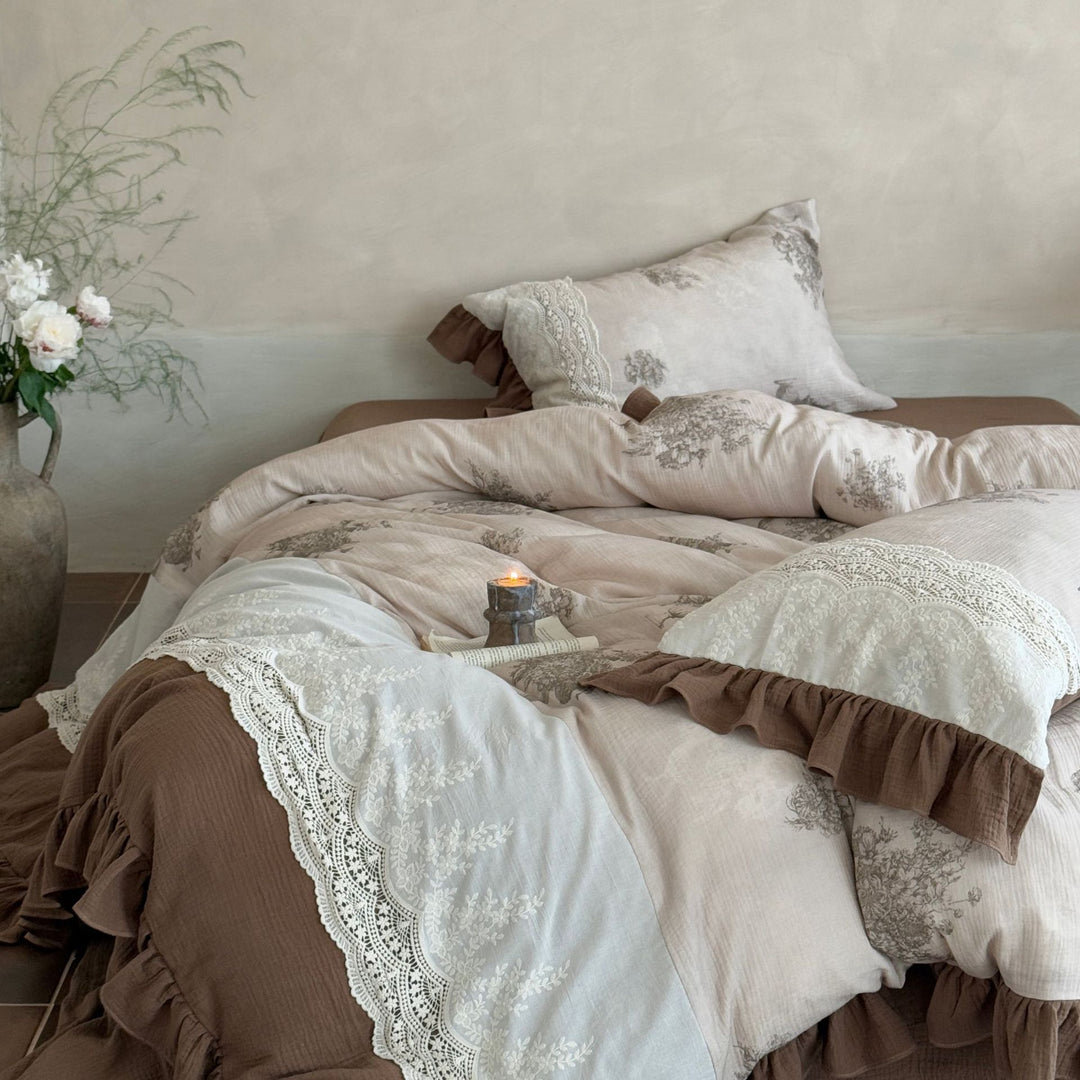 Vintage Lace-Trim Ruffled Duvet Cover Set