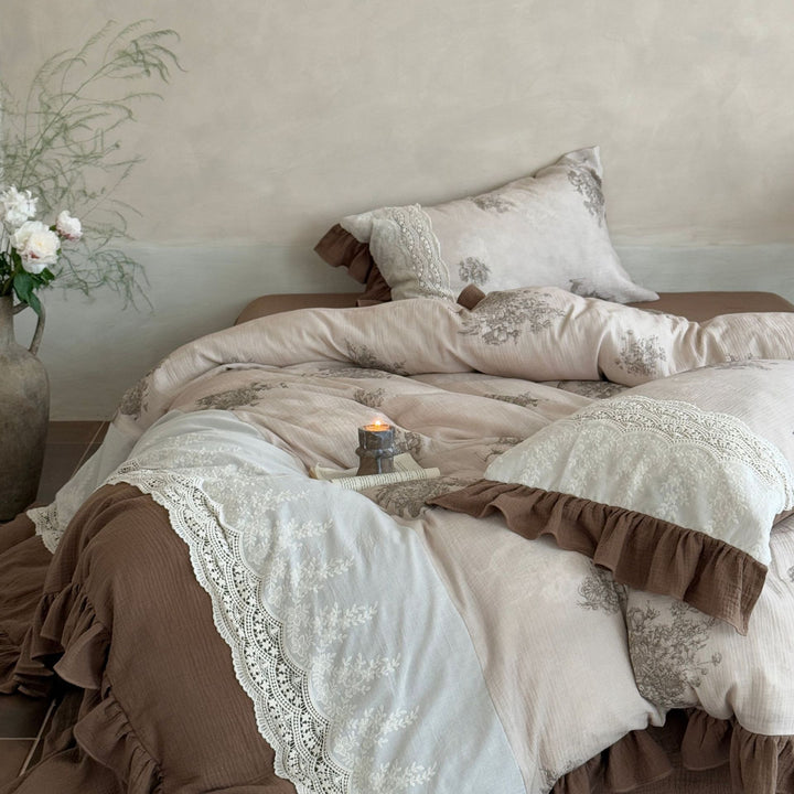 Vintage Lace-Trim Ruffled Duvet Cover Set