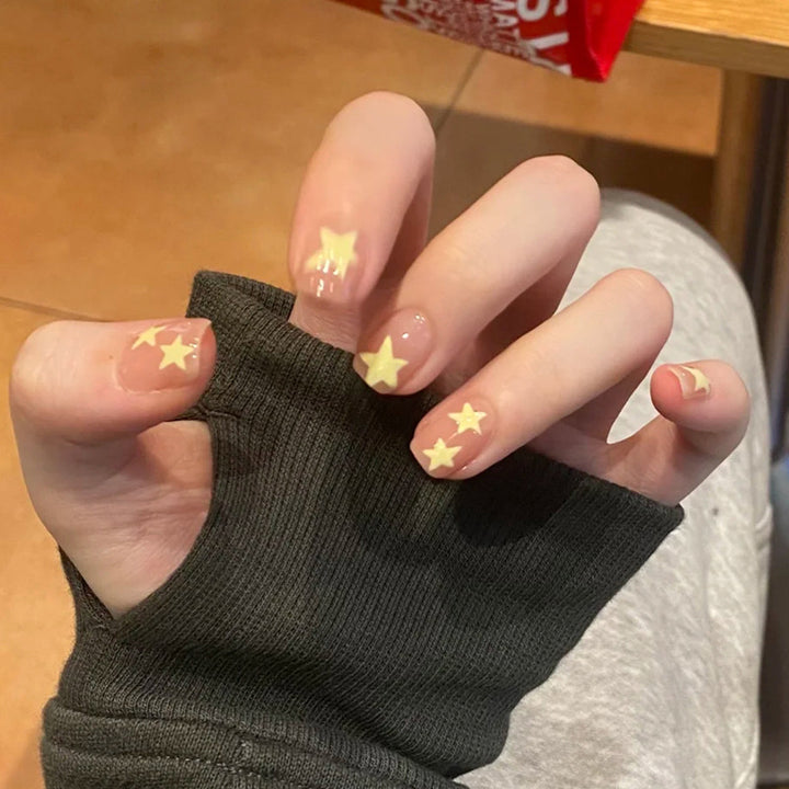 Glossy Nail Set Stornfield