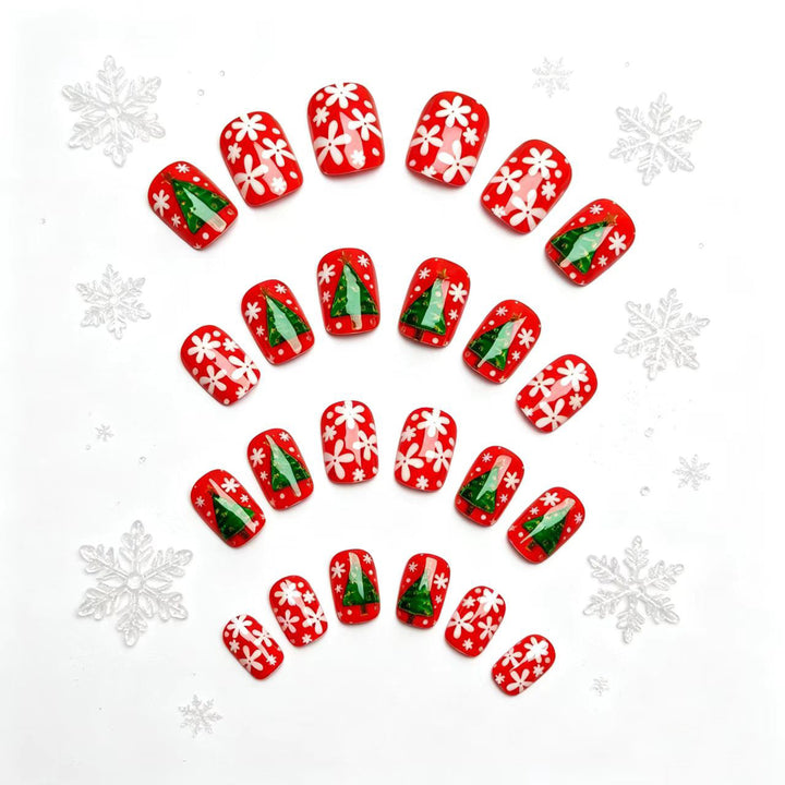 Artificial nails with festive Christmas tree design Stornfield
