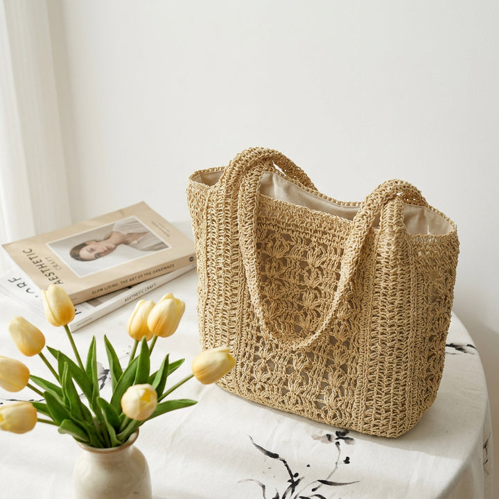 Boho Style Handbag Made of Braided Natural Material Stornfield