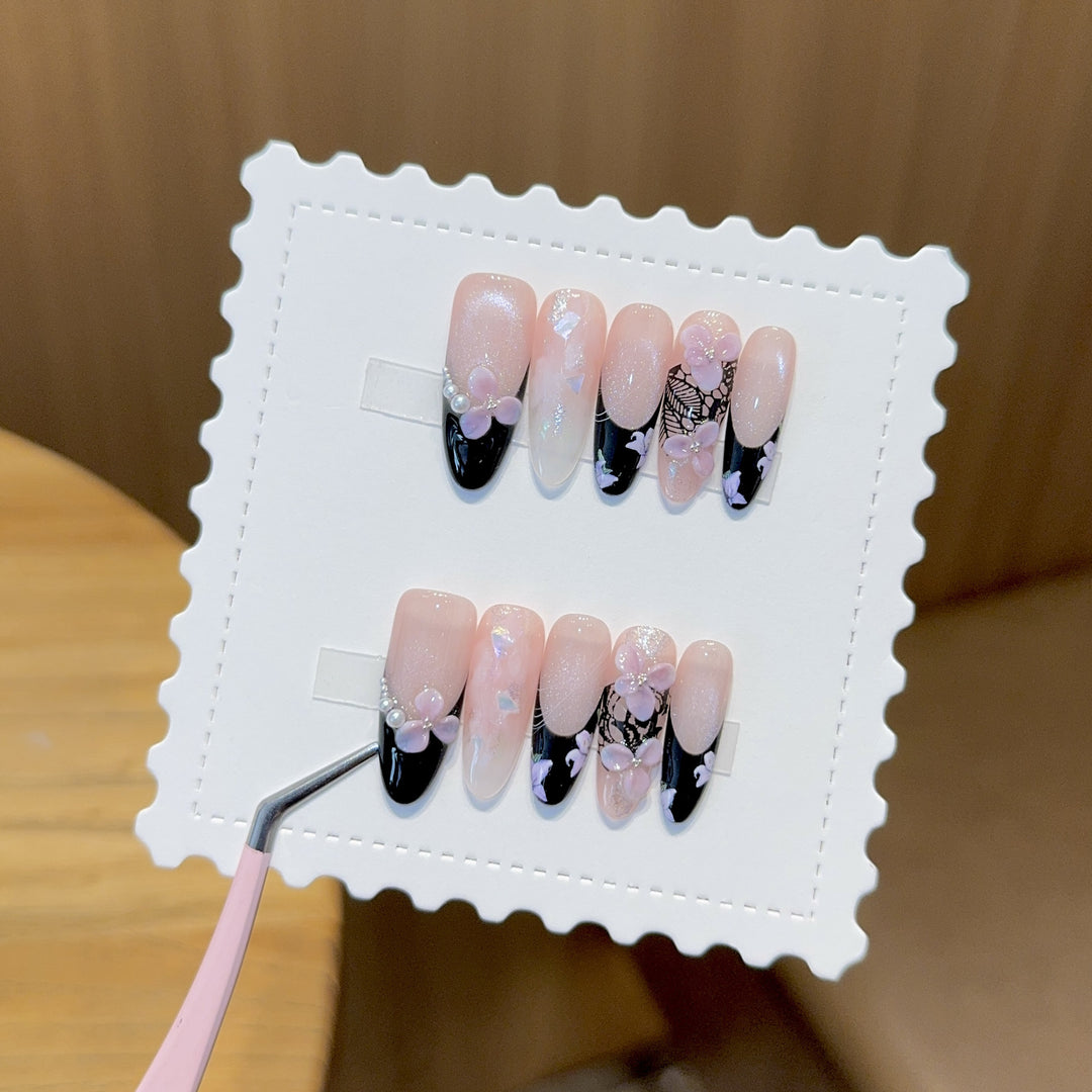 Artificial Nails In Elegant Floral Design Stornfield