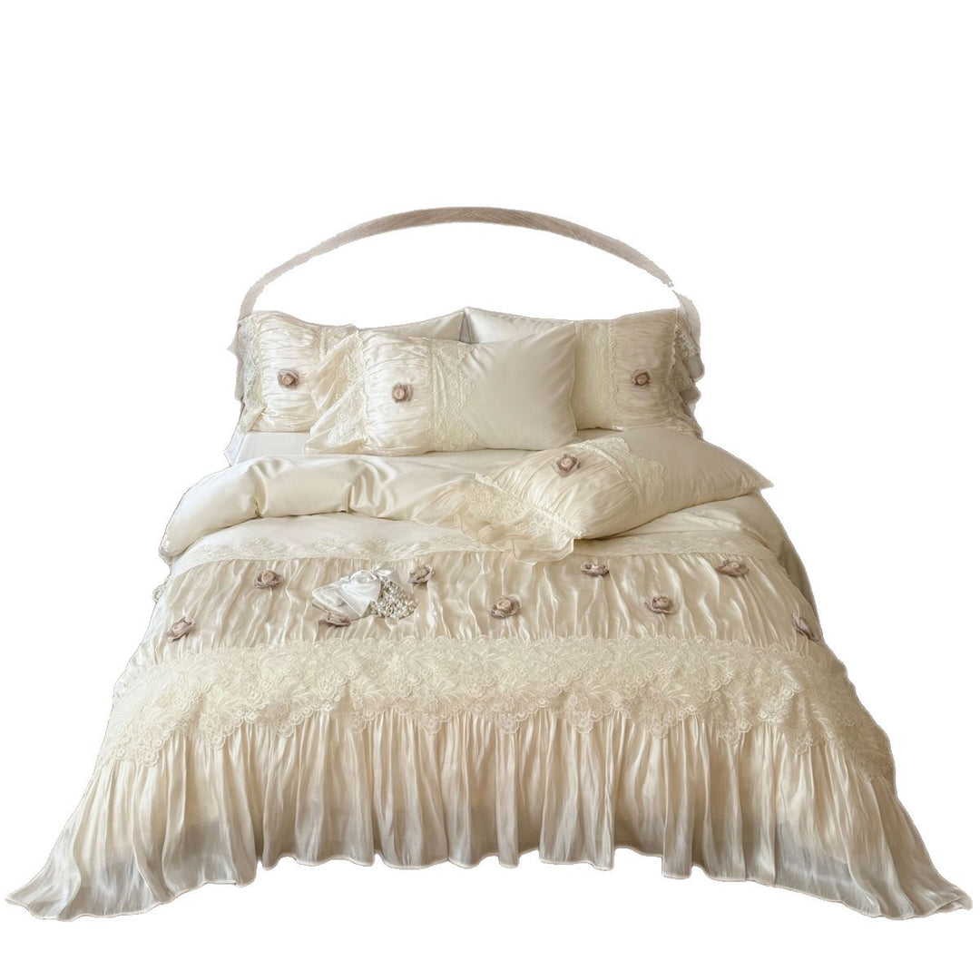 Satin duvet cover set with fine gathers, lace border and 3D rose appliqués