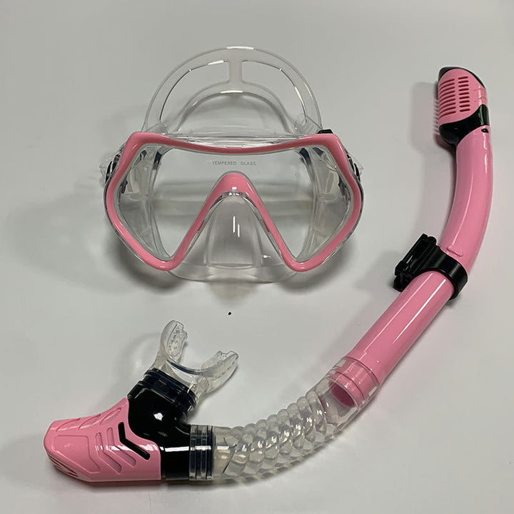 Snorkel mask with secure and comfortable mouthpiece Stornfield