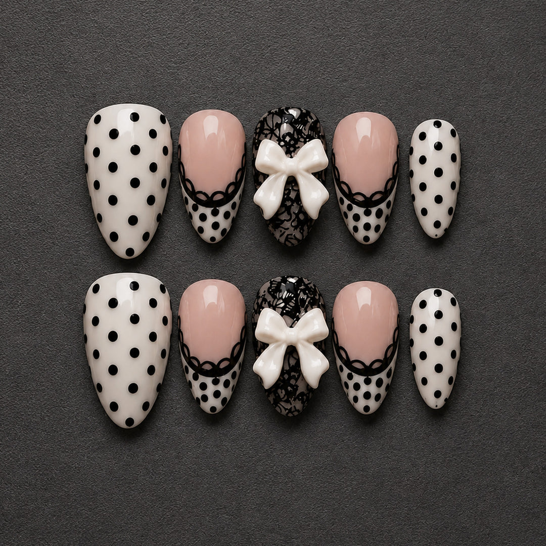 Artificial nail set with elegant tip design Stornfield