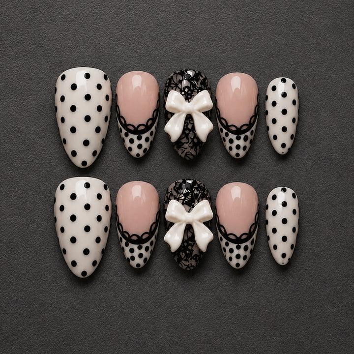 Artificial nail set with elegant tip design Stornfield