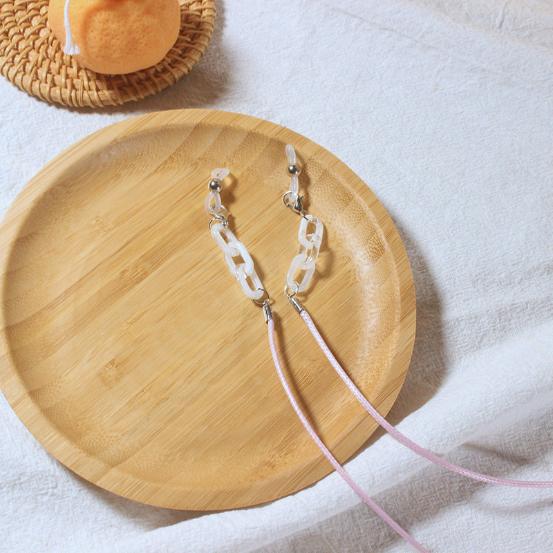 Fashionable glasses strap with pendants Stornfield