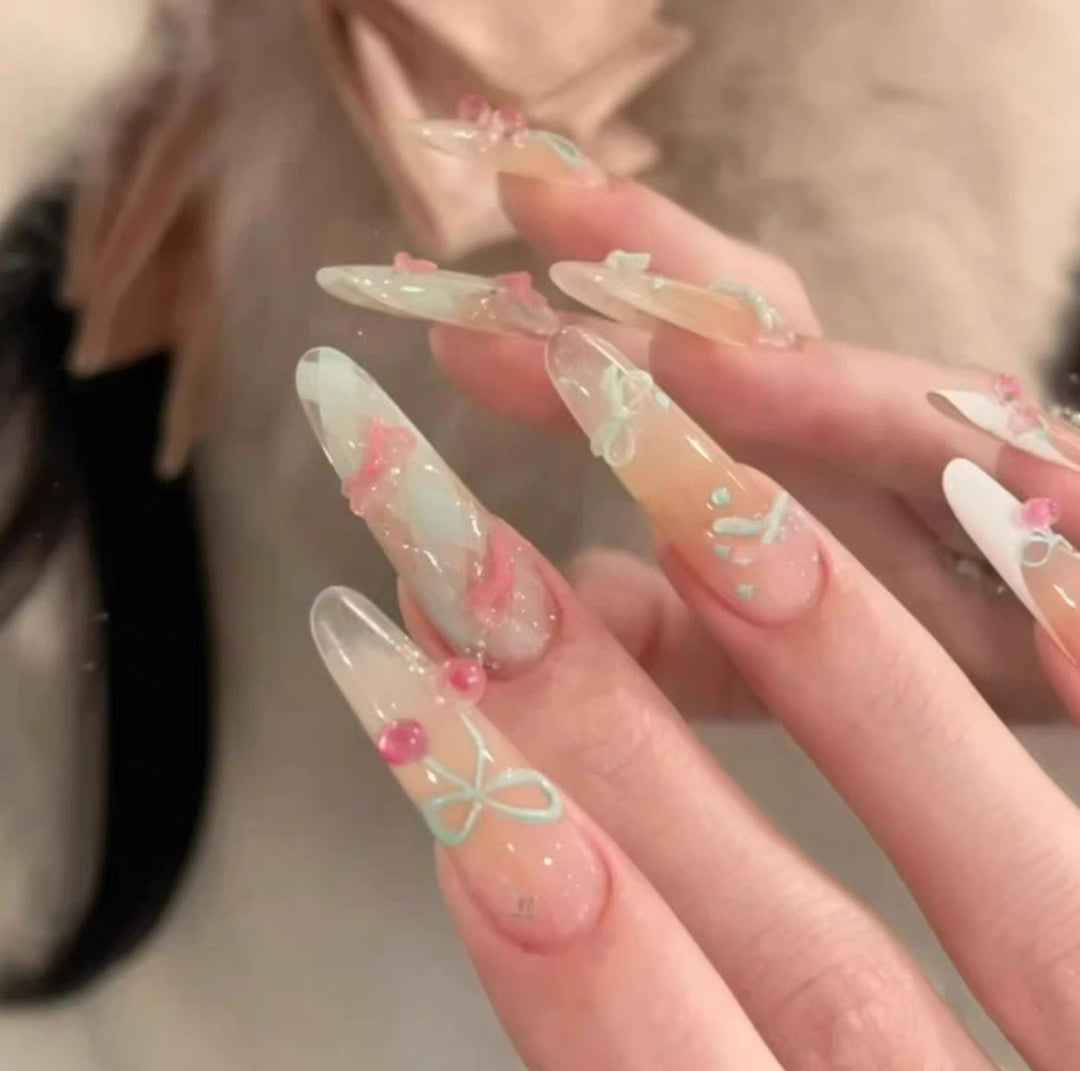 Artistic Floral Press-On Nail Set Stornfield