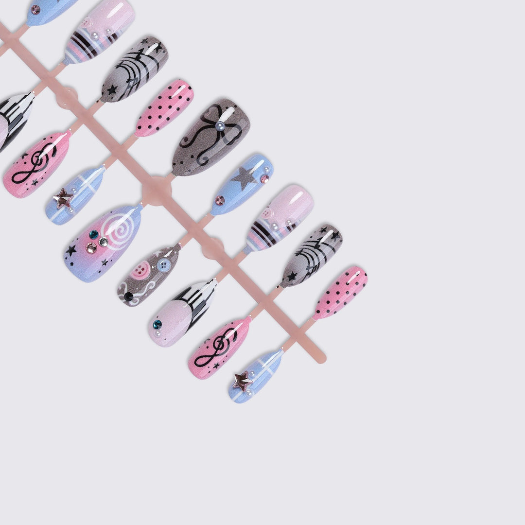 Artificial nail set with musical design Stornfield