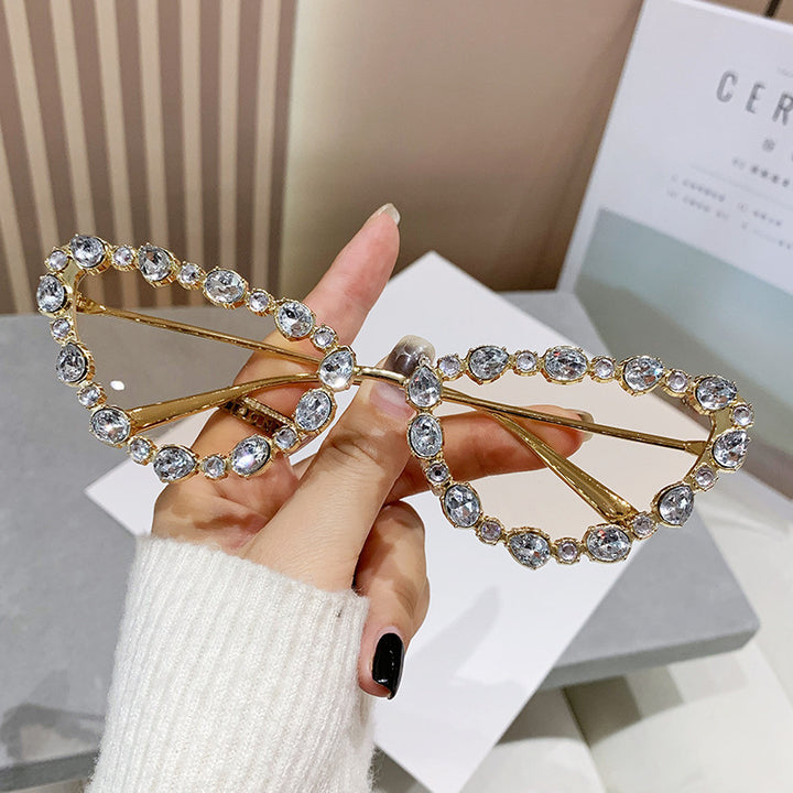 Ladies elegant Cat-Eye sunglasses with glamorous stone setting Stornfield