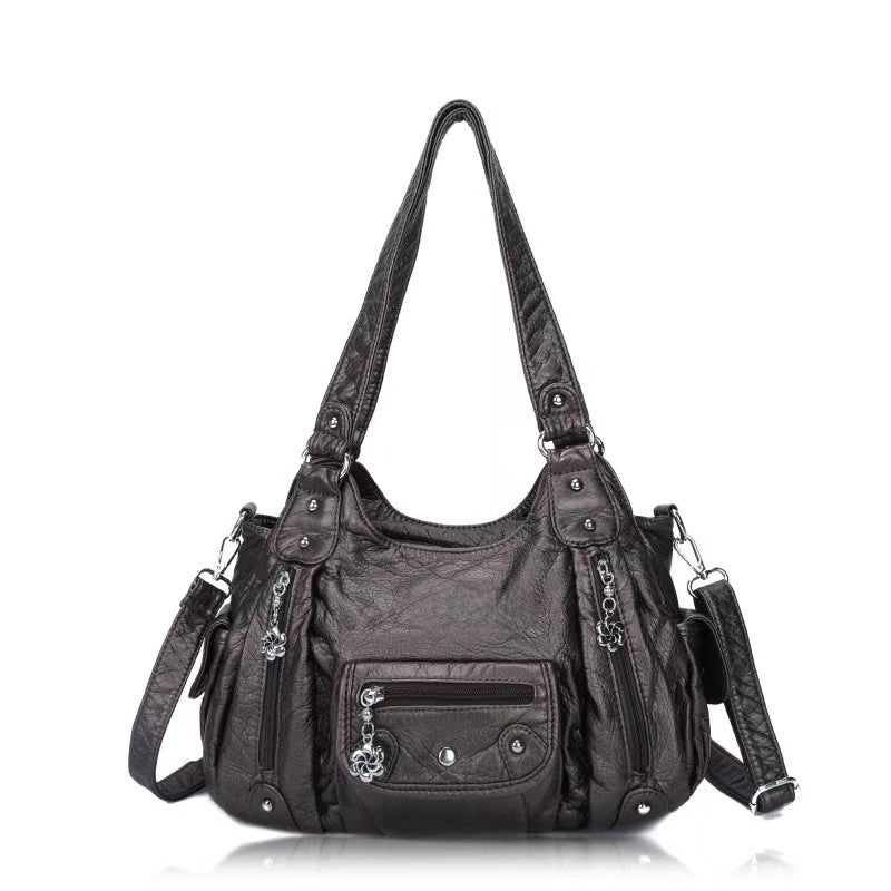 Fashionable shoulder bag with elegant details Stornfield