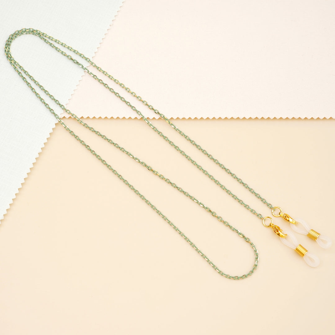 Elegant Link Chain Eyewear Holder Stornfield