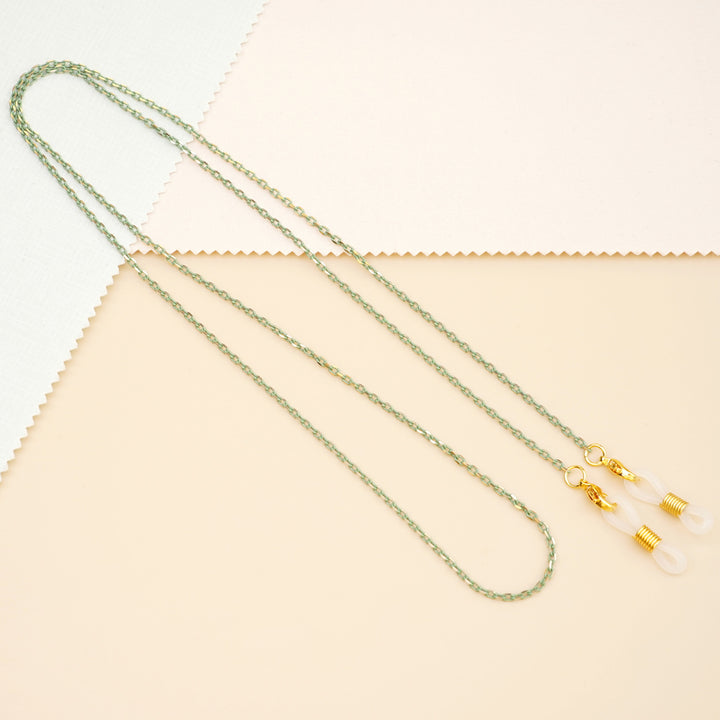 Elegant Link Chain Eyewear Holder Stornfield
