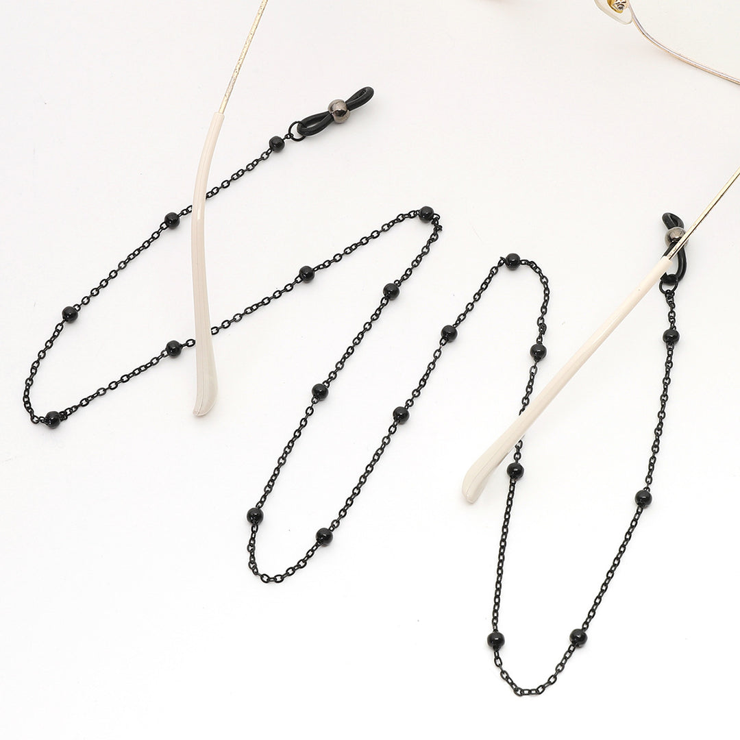 Elegant Beaded Eyewear Chain Stornfield
