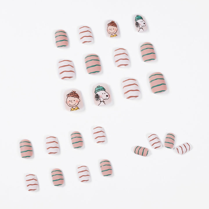 Artificial artificial nails with playful mascot design Stornfield