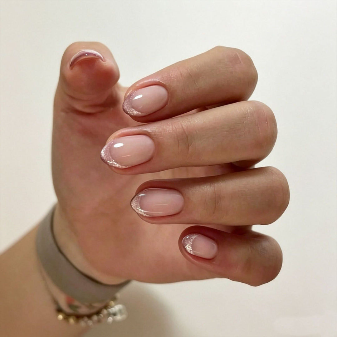 Elegant Press-On Nail Tips with Decorative Bow Stornfield