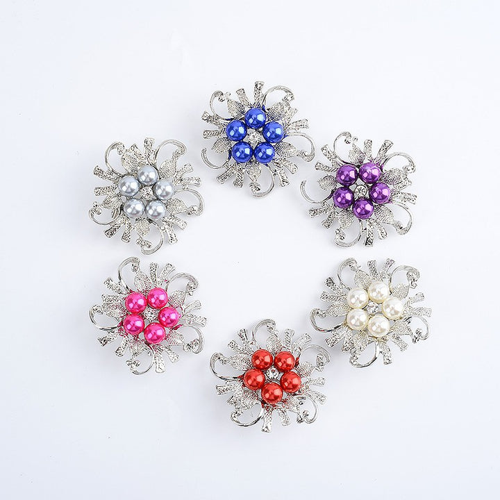 Glamorous brooch with pearl set Stornfield