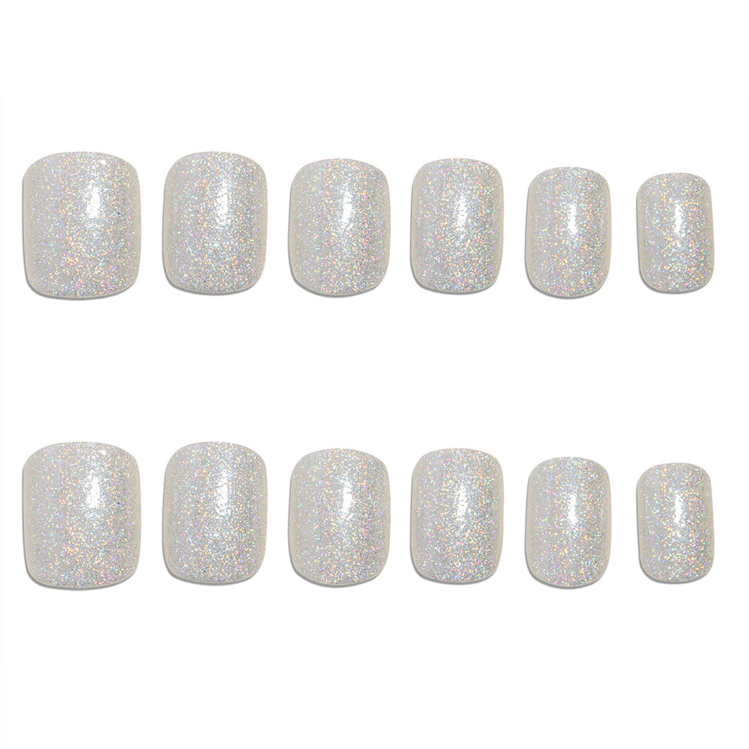 Glittering Press-On Nail Tips Stornfield