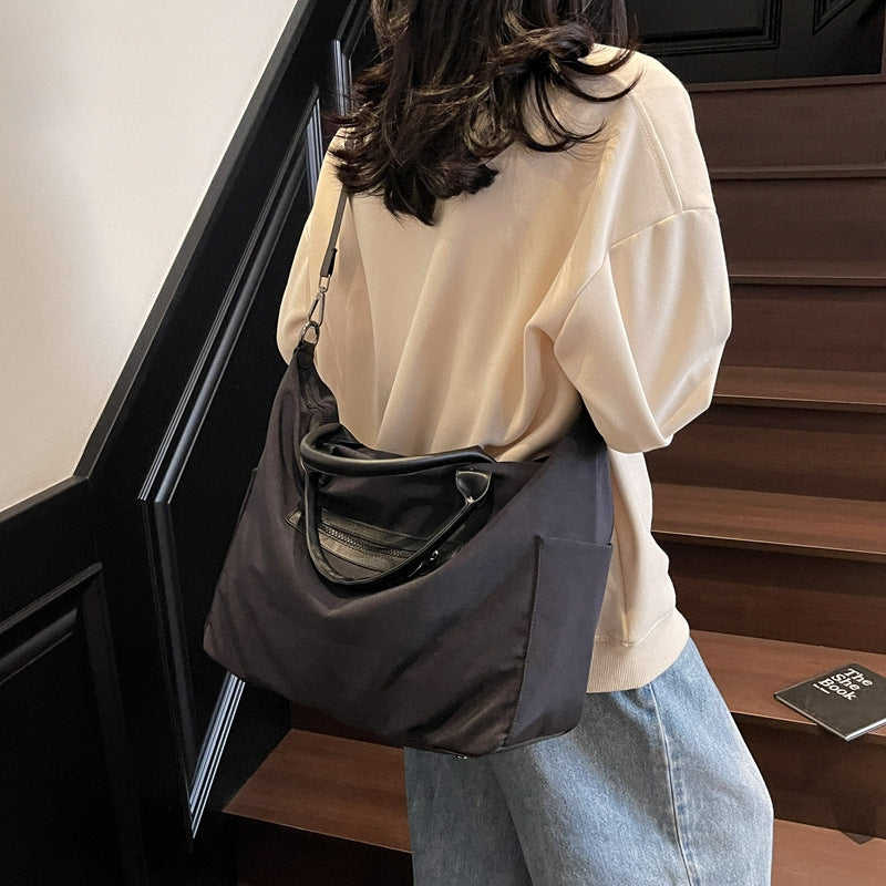 Sporty Tote Bag With Versatile Functions Stornfield