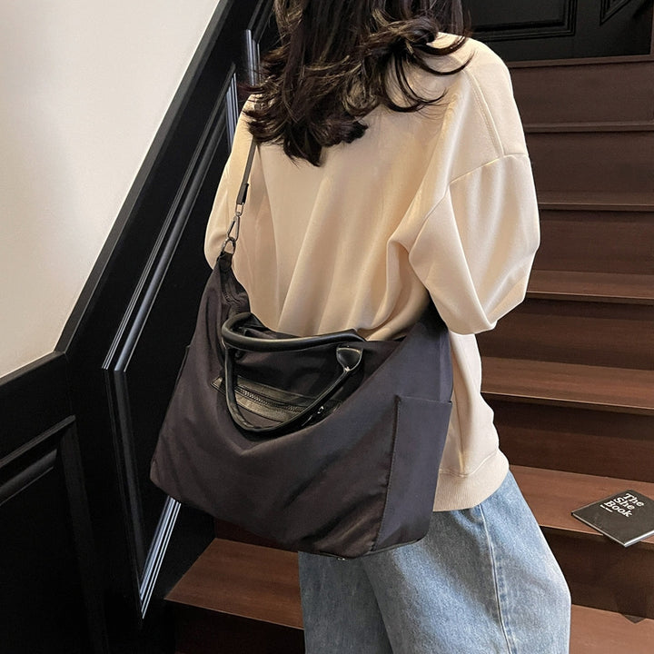 Sporty Tote Bag With Versatile Functions Stornfield