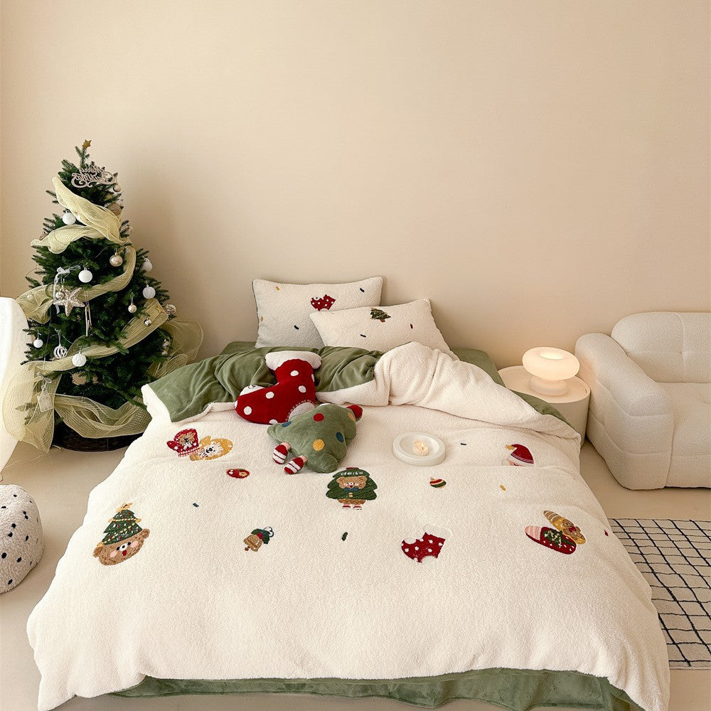 Festive Sherpa Duvet Cover Set with Embroidered Holiday Appliqués and Reversible Velvet-Feel Backing