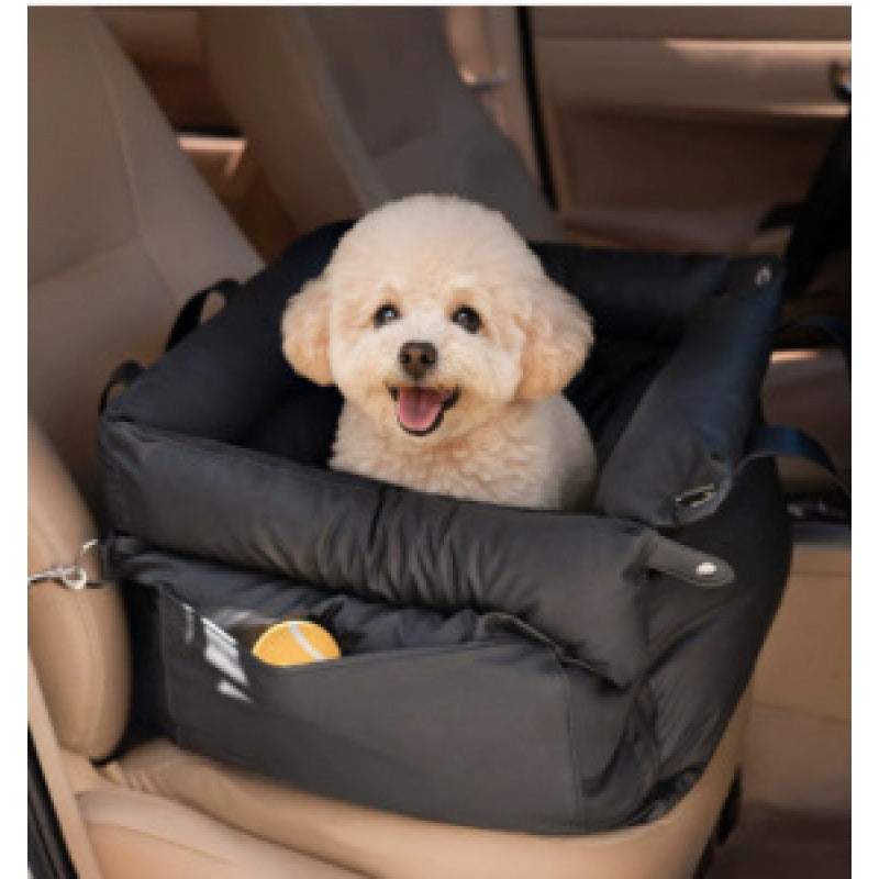 Pet car seat with secure harness Stornfield