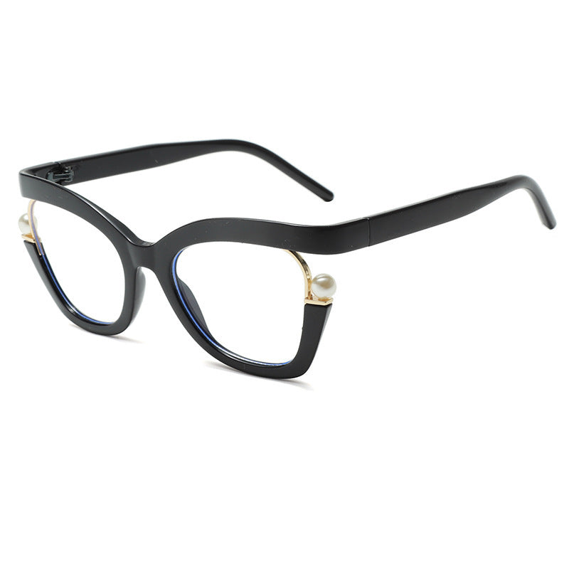 Women’s Fashion Sunglasses with Subtle Pearl Details Stornfield
