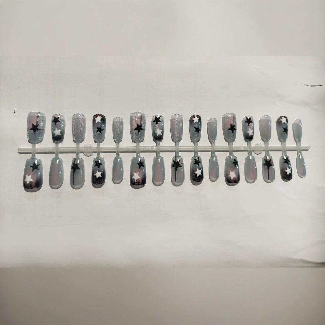 Artistic Star-Pattern Press-On Nail Set Stornfield