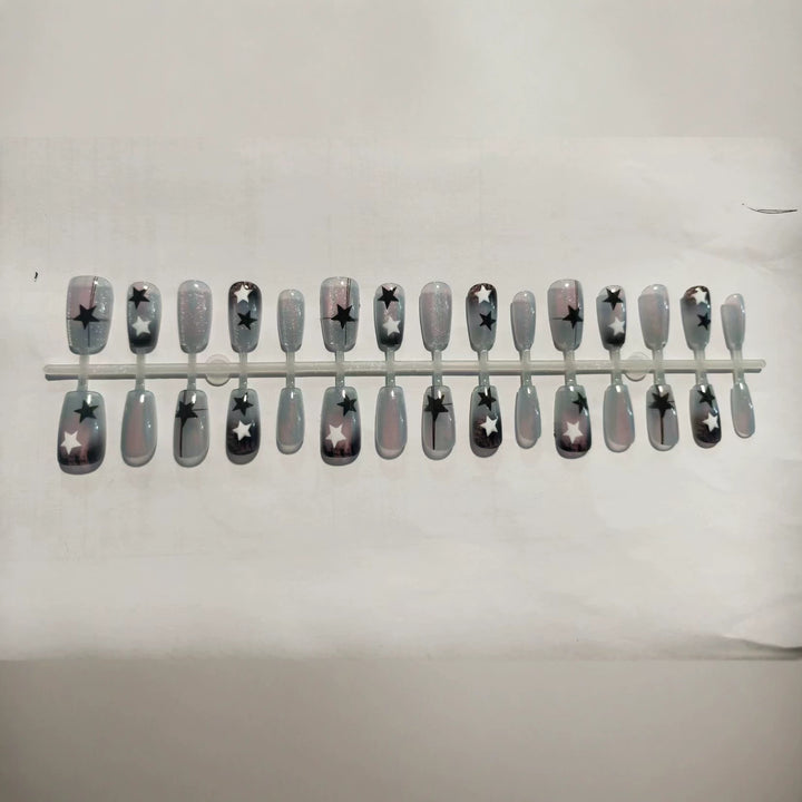 Artistic Star-Pattern Press-On Nail Set Stornfield