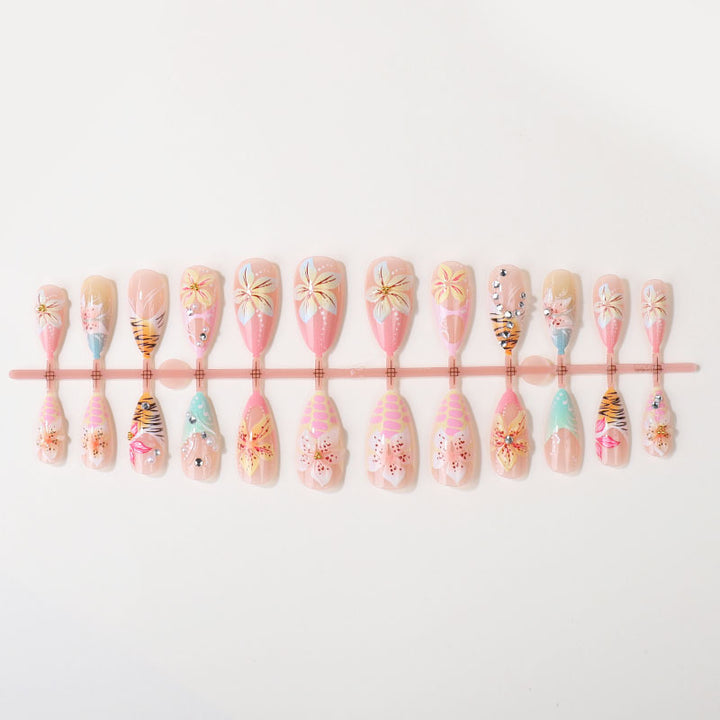 Tropical Floral Press-On Nail Set Stornfield