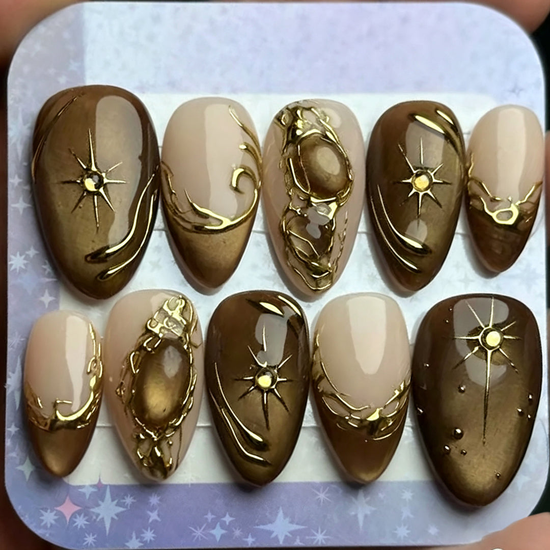 Glamorous Press-On Nail Art Set with Gold Accents