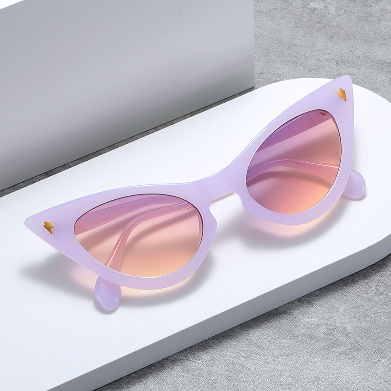 Women's Cat-Eye Sunglasses with Mirrored Lenses and Elegant Detail Stornfield