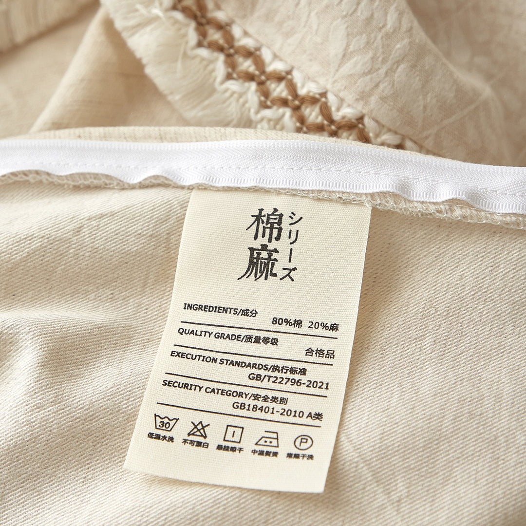 Reversible Cotton-Linen Textured Quilted Duvet Comforter Set with Scalloped Trim and Pillow Shams