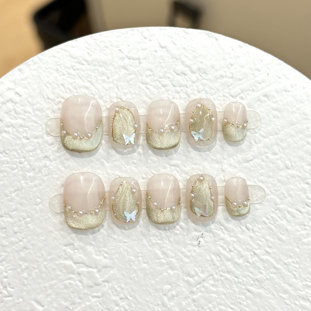 Elegant Butterfly-Embellished Press-On Nail Set