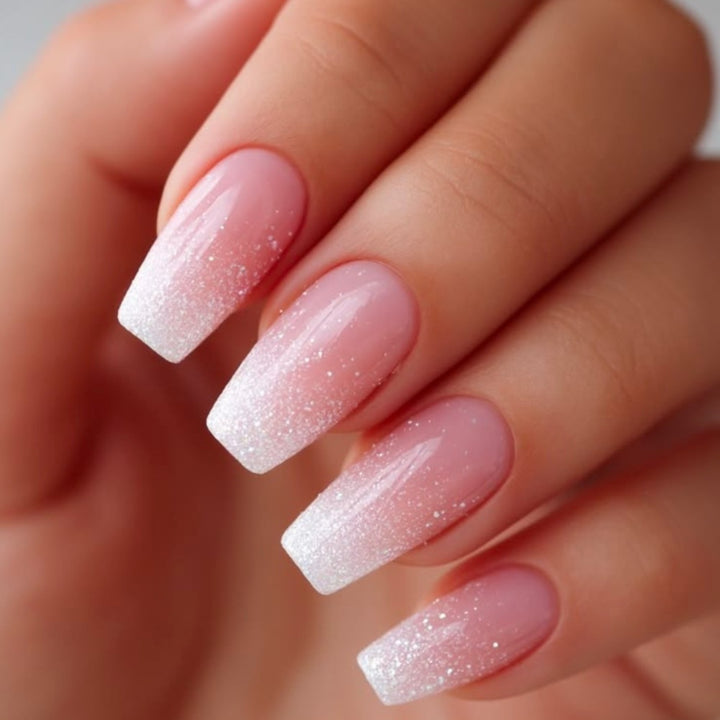 Elegant and Sparkling Artificial Fingernails Stornfield